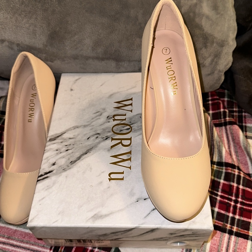 BRAND NEW WuORWu size 7 - Picture 9 of 11